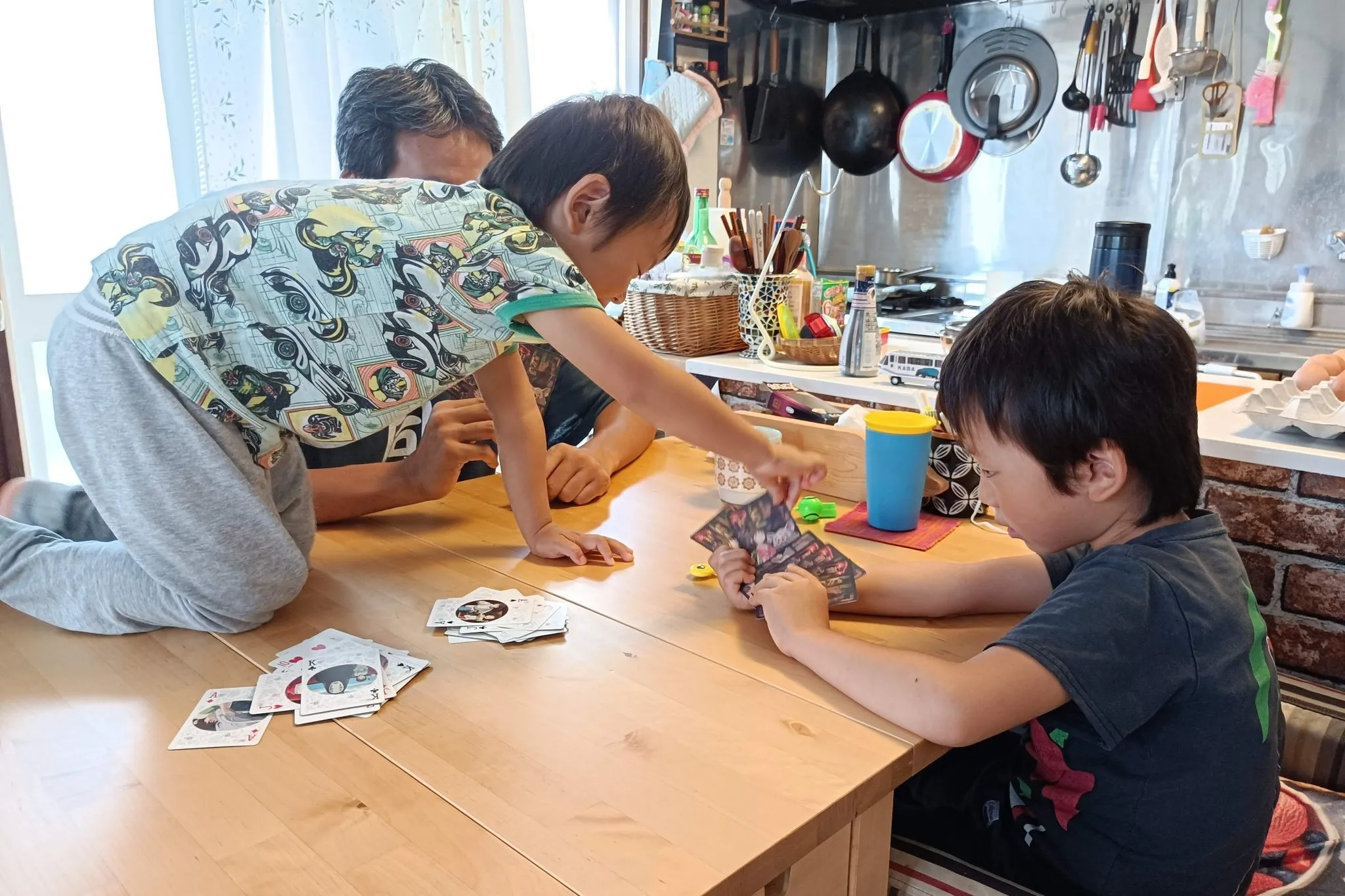 【食事以外でも活躍するダイニング・キッチン】